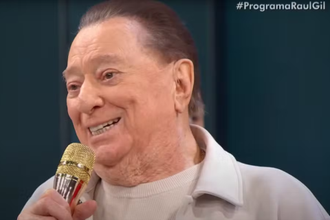 Apresentador Raul Gil é internado em São Paulo
